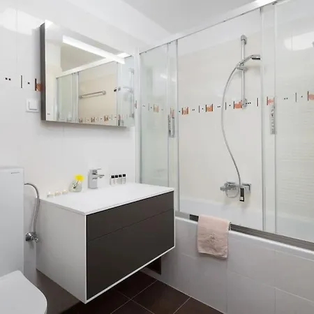 Apartment Vivaldi Pula